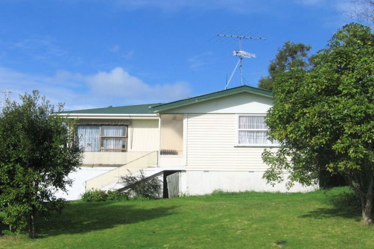 Photo of property in 9 Arlette Place, Massey, Auckland, 0614