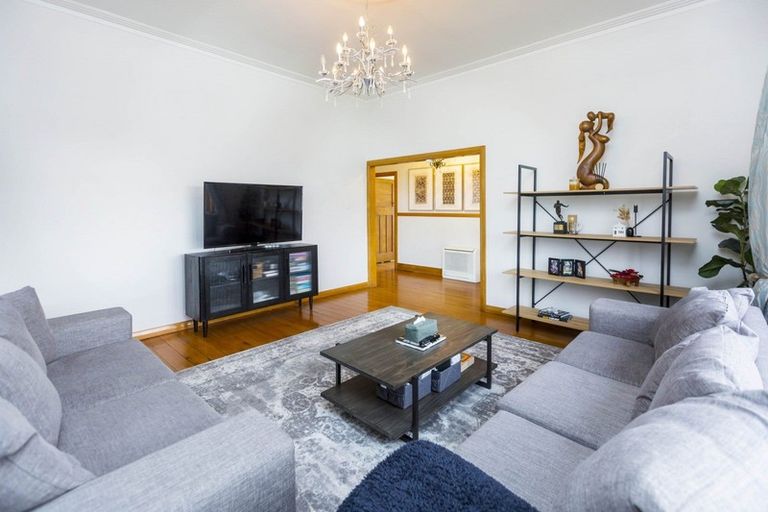 Photo of property in 30 Granville Street, Silverstream, Upper Hutt, 5019