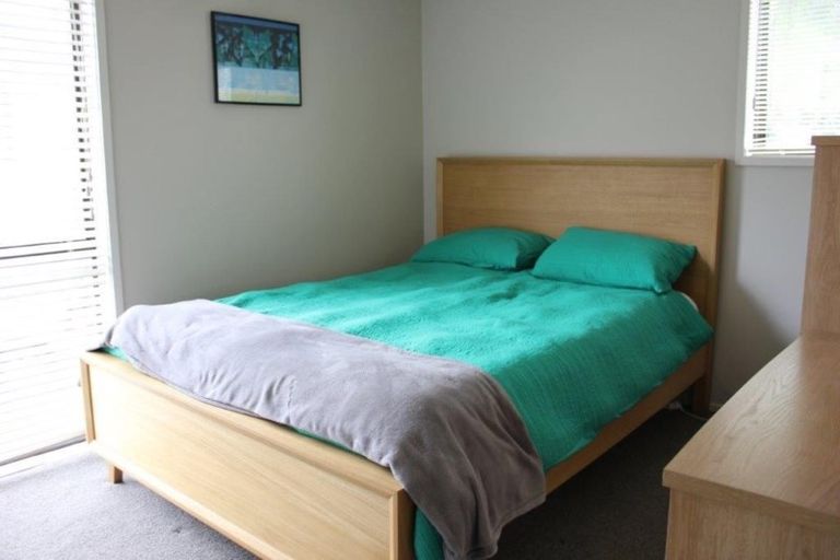 Photo of property in 59b Seaview Road, Marfell, New Plymouth, 4310