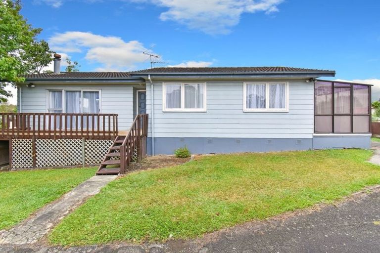 Photo of property in 7 Moncrieff Avenue, Clendon Park, Auckland, 2103