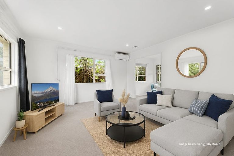 Photo of property in 47 Charlotte Street, Stanmore Bay, Whangaparaoa, 0932