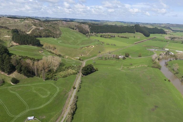 Photo of property in 354 Kumuiti Road, Fordell, Whanganui, 4577
