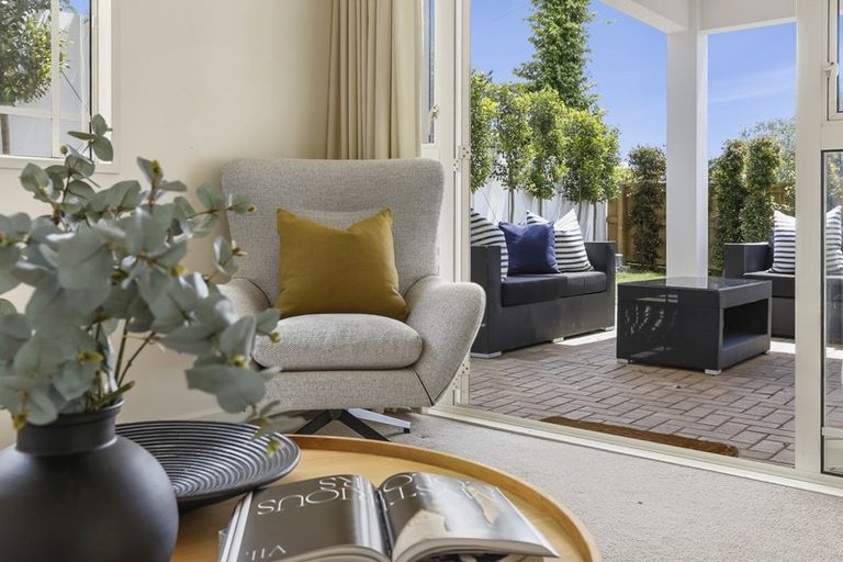 Photo of property in 7 Alfred Street, Northcote Point, Auckland, 0627