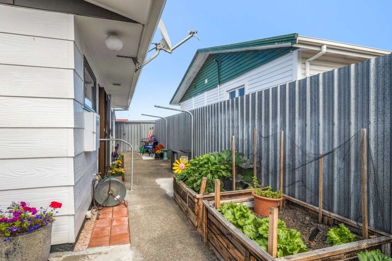 Photo of property in 22 Tawa Street, Gonville, Whanganui, 4501