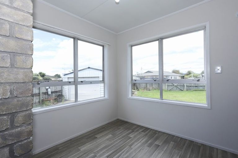 Photo of property in 16 Girven Road, Mount Maunganui, 3116