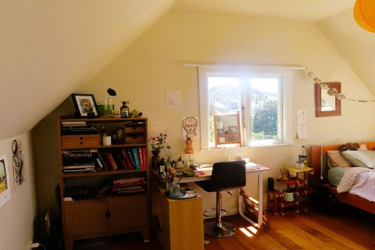 Photo of property in 6 Thorby Street, Northland, Wellington, 6012