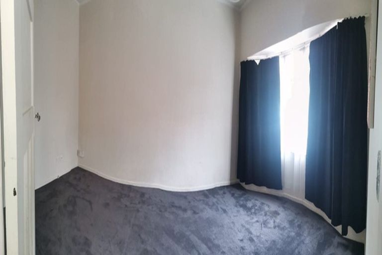 Photo of property in 7 Moir Street, Mount Victoria, Wellington, 6011