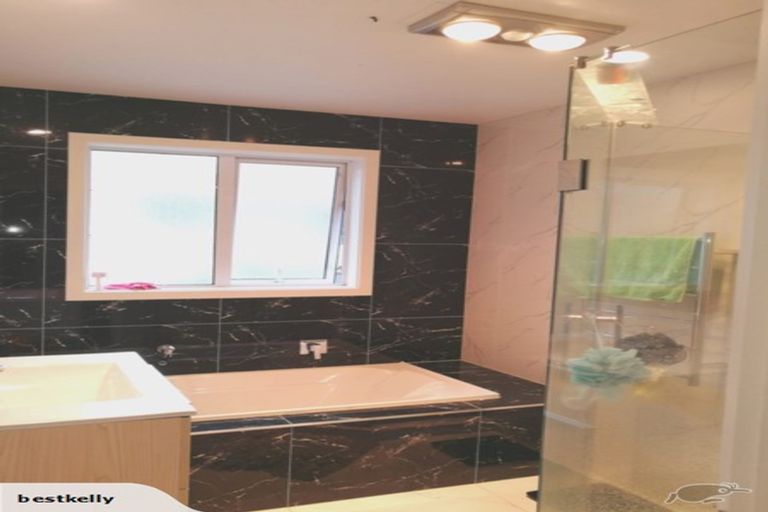 Photo of property in 759a Swanson Road, Swanson, Auckland, 0612