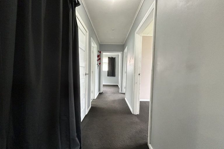 Photo of property in 16 Mawhera Street, Dobson, Greymouth, 7805