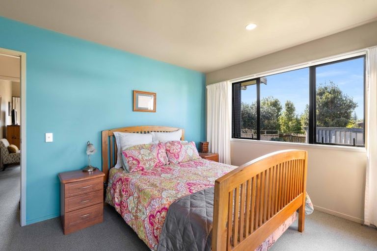 Photo of property in 10 Willow Grove, Tairua, 3508