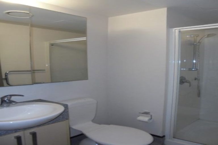 Photo of property in Dual Apartments, 108/142 Vivian Street, Te Aro, Wellington, 6011