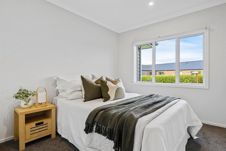 Photo of property in 5 Orbiter Drive, Ohoka, Kaiapoi, 7692