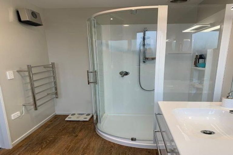 Photo of property in 43 Obelisk Street, Wanaka, 9305