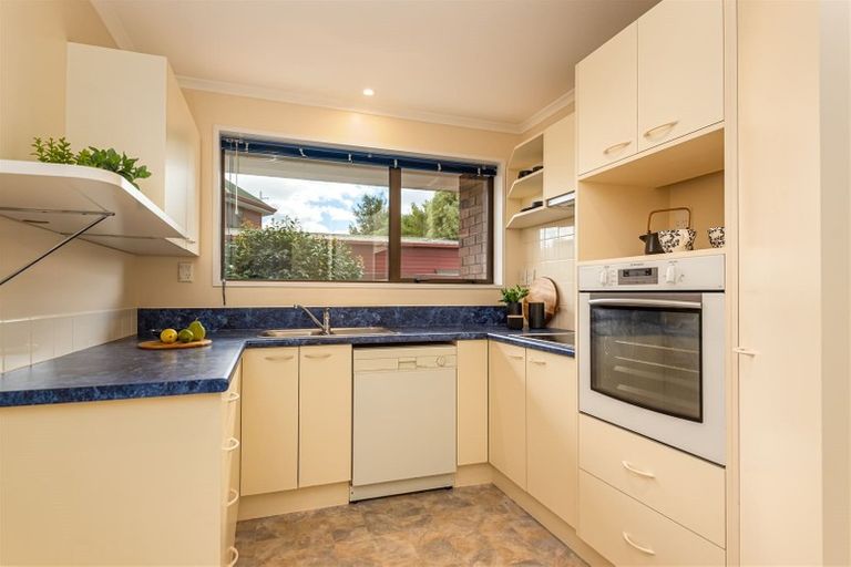 Photo of property in 1/30 Westgrove Avenue, Avonhead, Christchurch, 8042