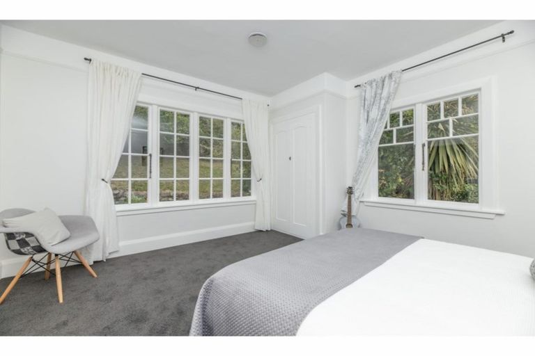 Photo of property in 1/17b Cracroft Terrace, Cashmere, Christchurch, 8022