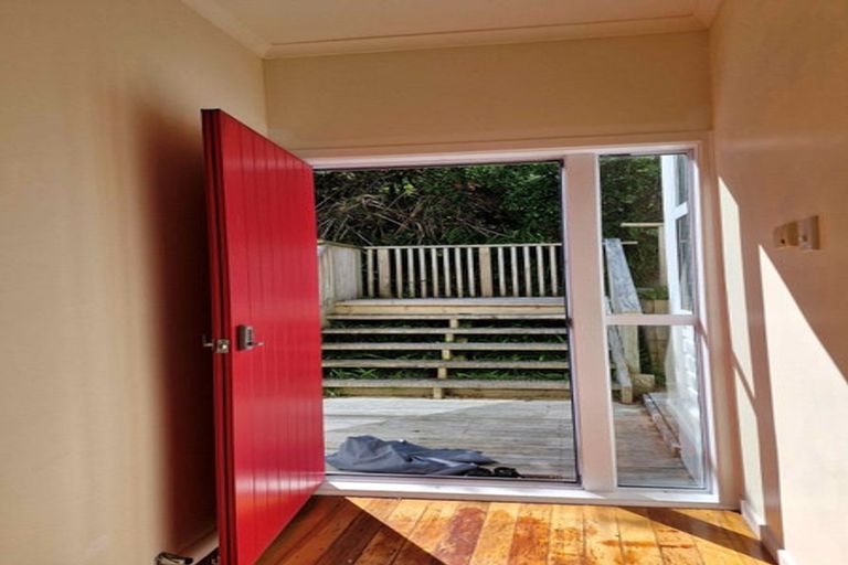 Photo of property in 88b Townsend Road, Miramar, Wellington, 6022