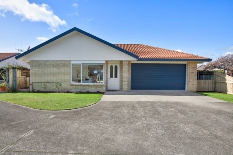 Photo of property in 9 Reef Avenue, Papamoa Beach, Papamoa, 3118