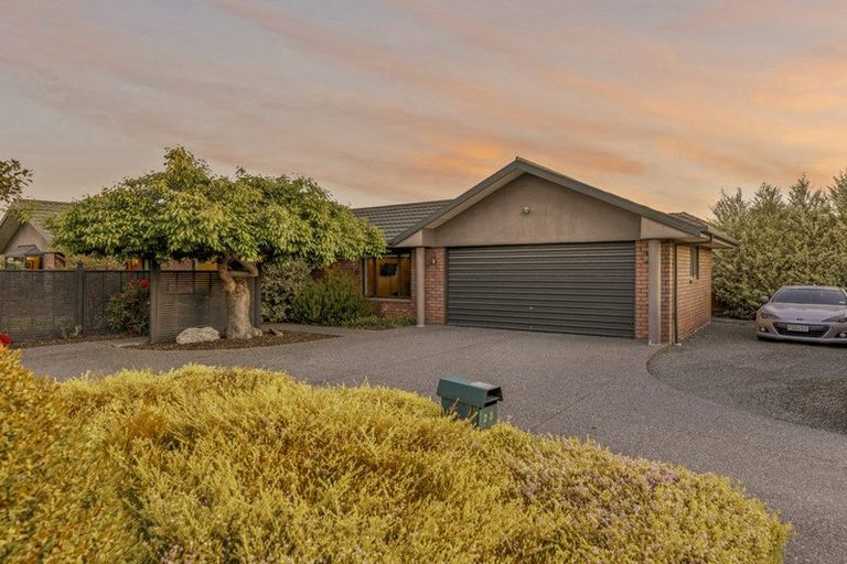 Photo of property in 23 Pentland Drive, Belfast, Christchurch, 8051