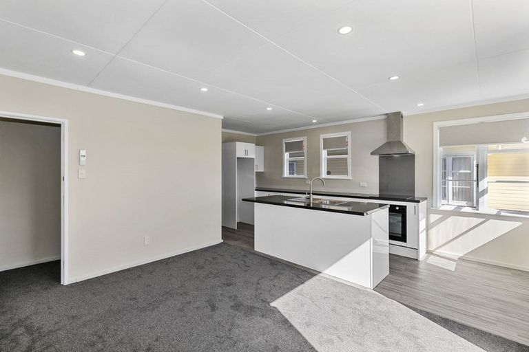 Photo of property in 15 Grierson Street, Naenae, Lower Hutt, 5011