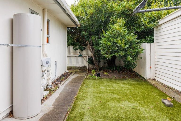Photo of property in 5 Dundas Place, Awapuni, Palmerston North, 4412