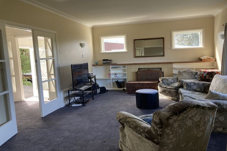 Photo of property in 9 Rosehaugh Avenue, Karori, Wellington, 6012