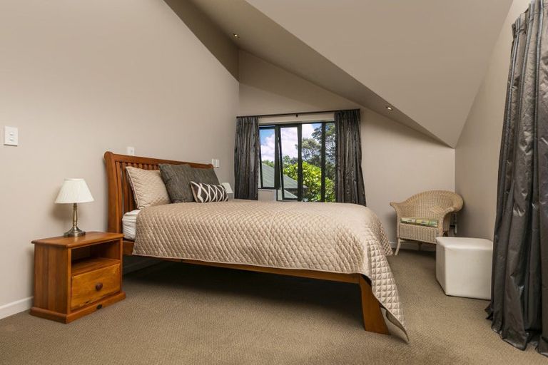 Photo of property in 41 Isobel Road, Greenhithe, Auckland, 0632