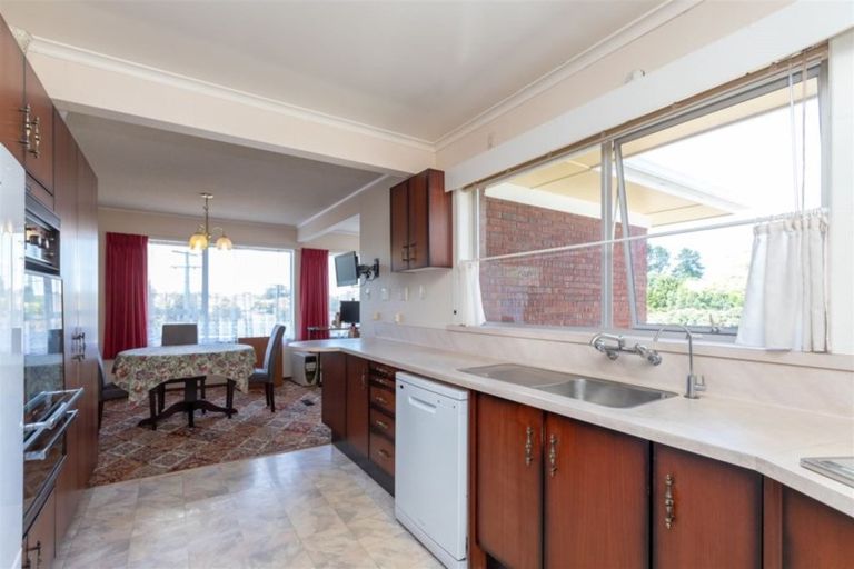 Photo of property in 27 Acacia Crescent, Glenview, Hamilton, 3206