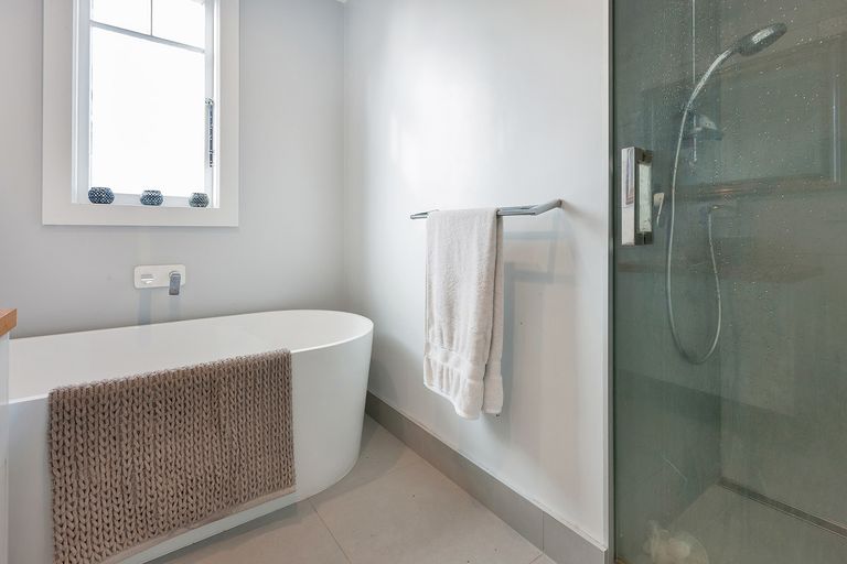 Photo of property in 1/23 Brandon Road, Glen Eden, Auckland, 0602