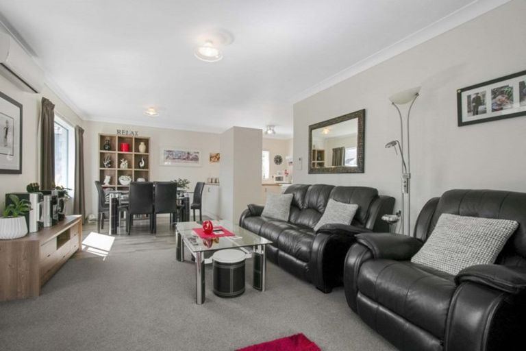 Photo of property in 3/26 Don Street, Papakura, 2110