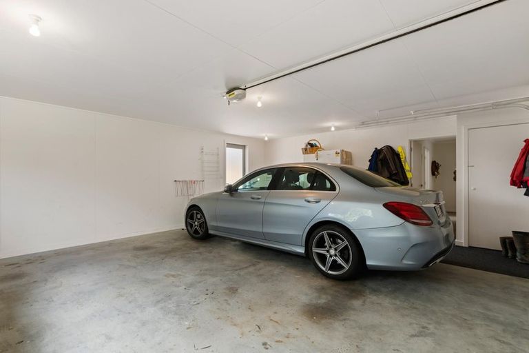 Photo of property in 16 Sunhaven Cove, Cromwell, 9310