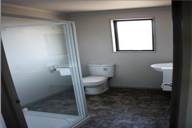 Photo of property in 90 Rowses Road, Aranui, Christchurch, 8061