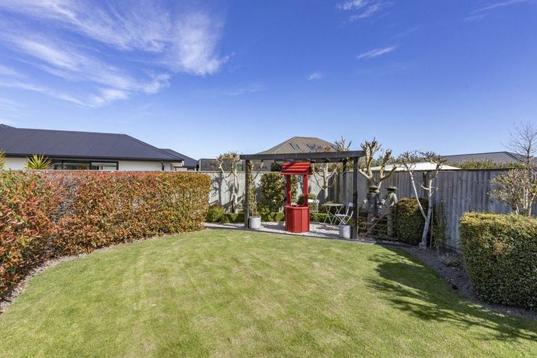 Photo of property in 1 Pimlico Place, Rangiora, 7400