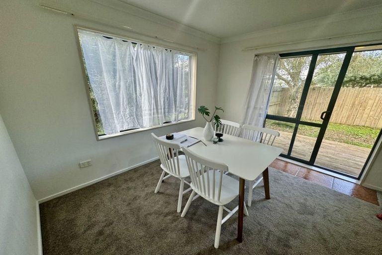 Photo of property in 1 Tir Conaill Avenue, Flat Bush, Auckland, 2019