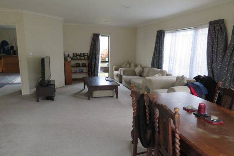 Photo of property in 36a Greenhill Crescent, Pakuranga, Auckland, 2010