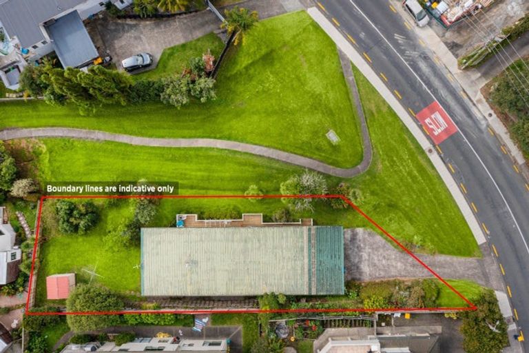 Photo of property in 55 Glencoe Road, Browns Bay, Auckland, 0630