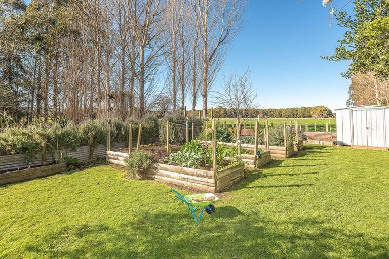 Photo of property in 408 Kaiwhaiki Road, Kaiwhaiki, Whanganui, 4575