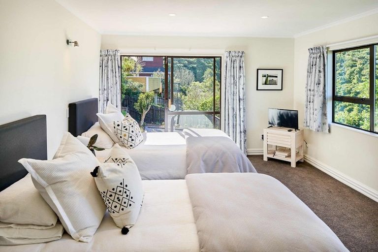 Photo of property in 7 Ridvan Grove, Ngaio, Wellington, 6035