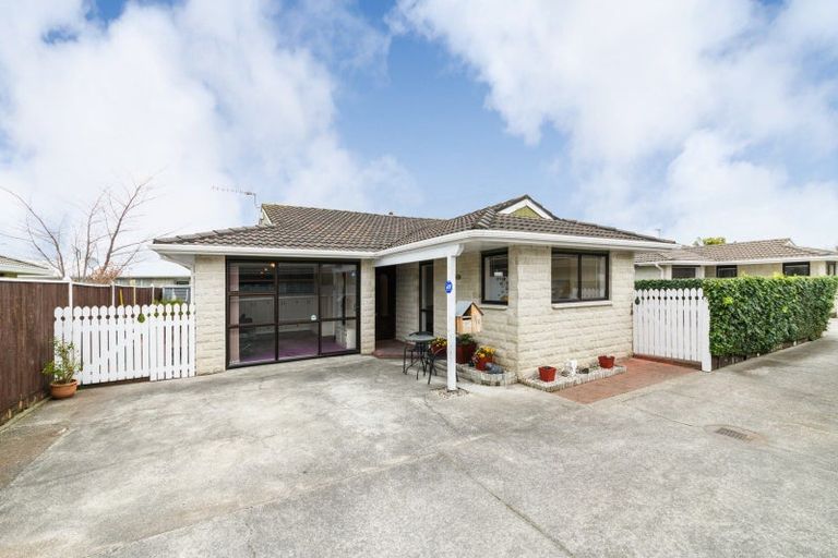 Photo of property in 28 Fitzroy Street, Terrace End, Palmerston North, 4410