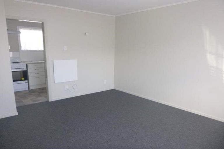Photo of property in 2/66 Richmond Street, Petone, Lower Hutt, 5012