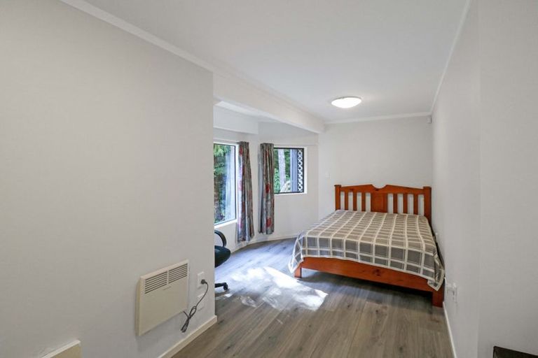 Photo of property in 7c Tiniroa Grove, Silverstream, Upper Hutt, 5019