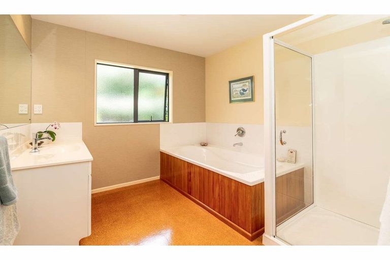 Photo of property in 28 Silkwood Lane, Kerikeri, 0230