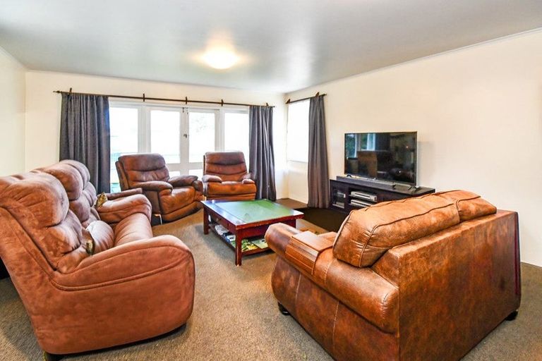 Photo of property in 50 Christmas Road, Manurewa, Auckland, 2102