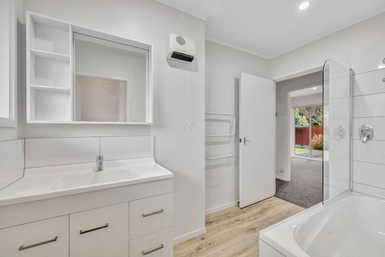 Photo of property in 1/167 Springfield Road, St Albans, Christchurch, 8014