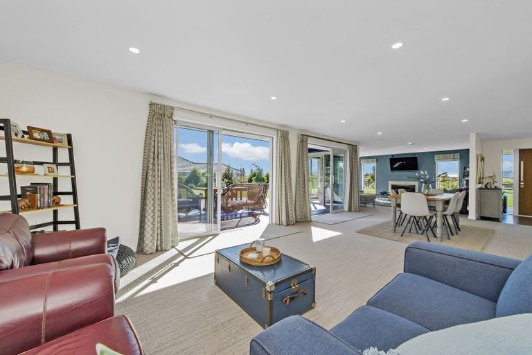 Photo of property in 45 Landsborough Drive, Darfield, 7571