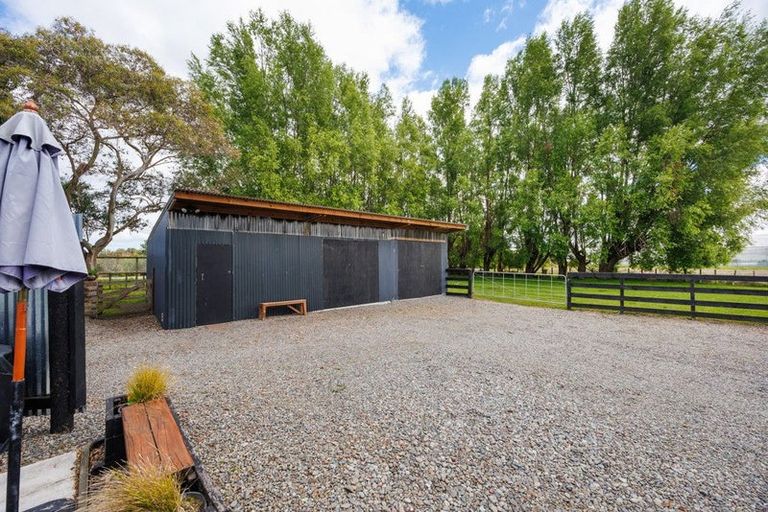 Photo of property in 204 Kawakawa Road, Feilding, 4775