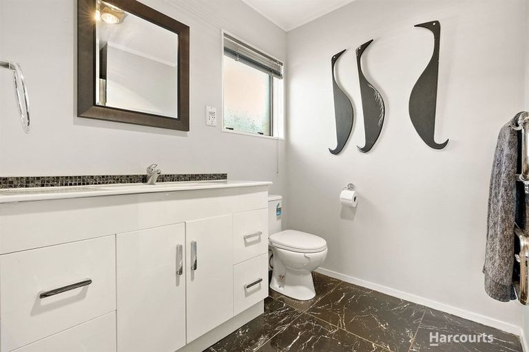 Photo of property in 3 Harbour Crest Drive, Waiuku, 2123