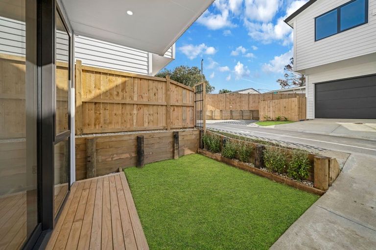 Photo of property in 20b Lendic Avenue, Henderson, Auckland, 0612