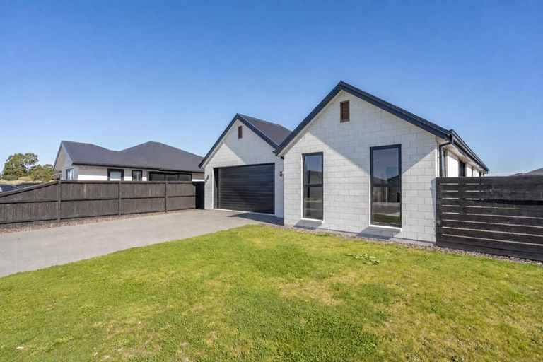 Photo of property in 18 Grimwood Street, Woodend, 7610