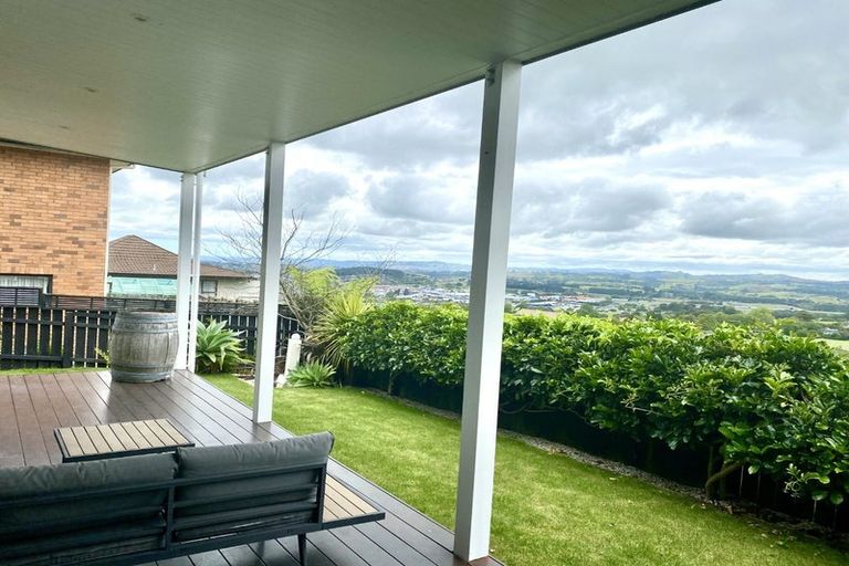 Photo of property in 72 Anzac Road, Pukekohe, 2120