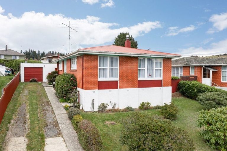 Photo of property in 321 Brockville Road, Brockville, Dunedin, 9011